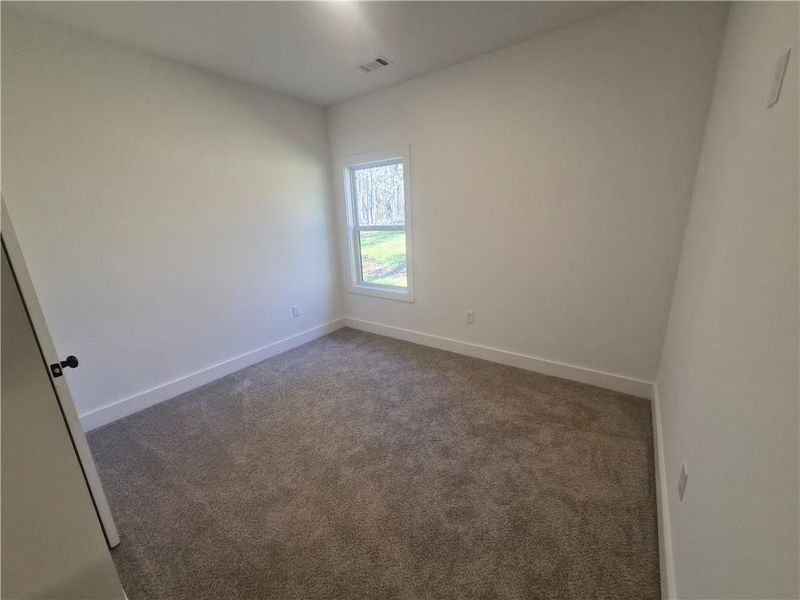 Spacious, unfurnished interior of a new home in , Dallas (Image 13).