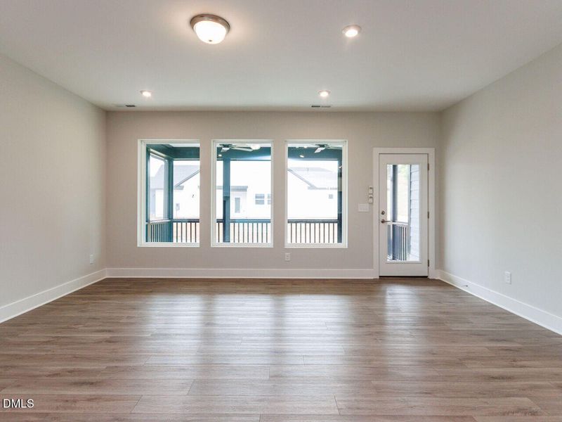 018-1280x960-living-room 018-1280x960-living-room