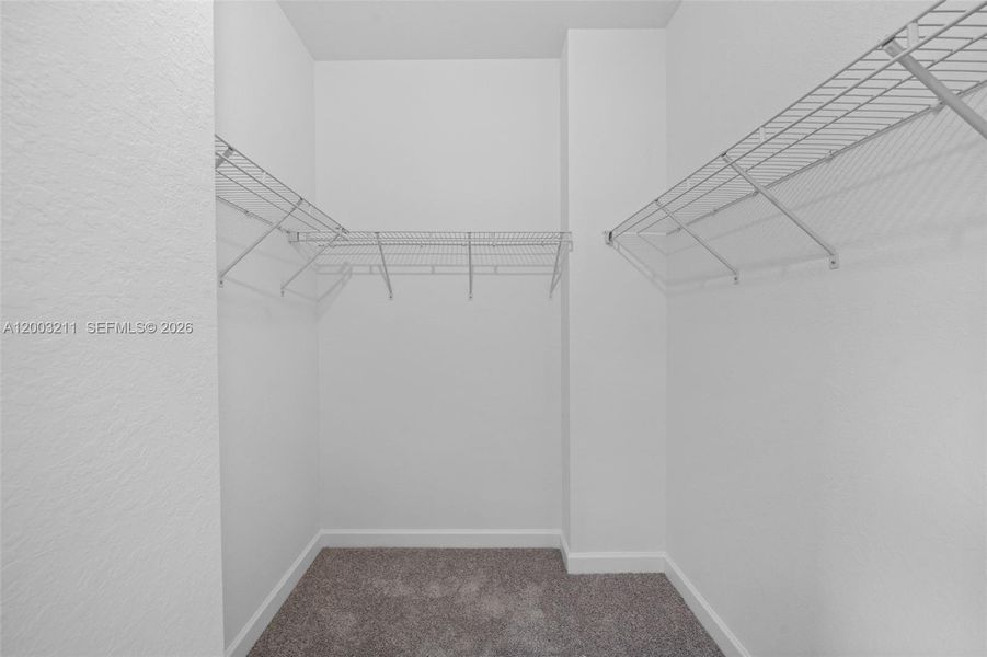 Spacious, unfurnished interior of a new home in , Homestead (Image 25).