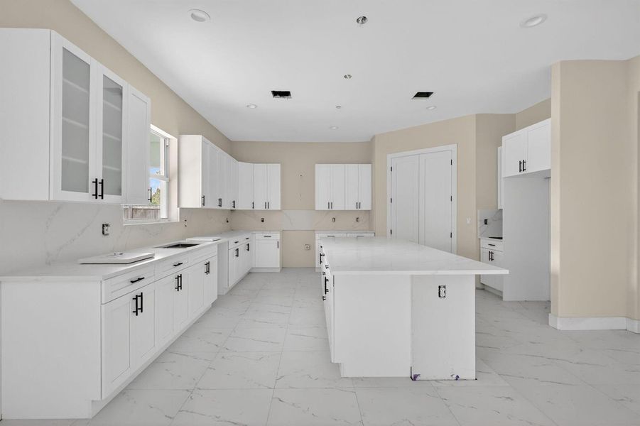 17-web-or-mls-7R7A2742 17-web-or-mls-7R7A2742