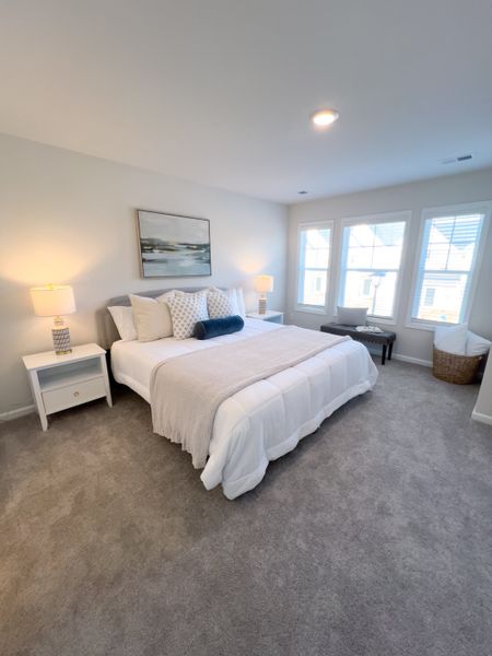 Representative furnished interior of a home built from the Cliffside by Hurricane Builders in Percival Village, Columbia (Image 28).