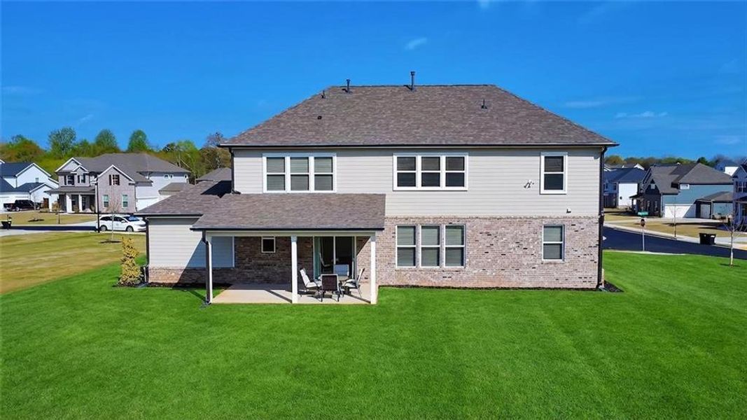 Exterior details and patio area of a home in Conner Farm, Dawsonville (Image 28).