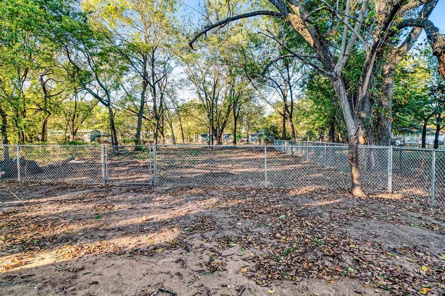 Natural landscape and outdoor views near  in Paris (Image 17).