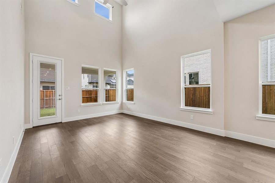 Spacious, unfurnished interior of a new home in Lexington Frisco, Frisco (Image 23).