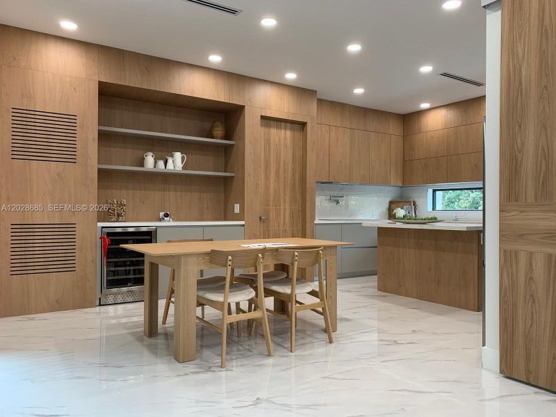 Furnished interior view inside a new home in , Fort Lauderdale (Image 8).