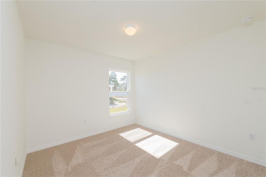 Spacious, unfurnished interior of a new home in , Sebring (Image 10).
