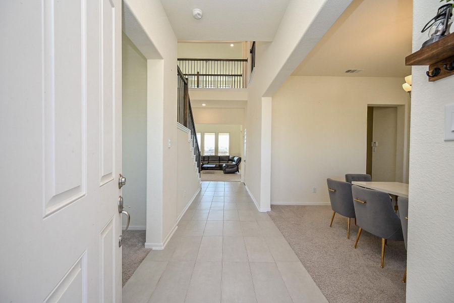 Furnished interior view inside a new home in StoneCreek Estates, Richmond (Image 10).