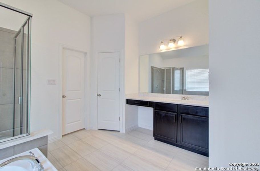 Furnished interior view inside a new home in Veramendi, New Braunfels (Image 4).