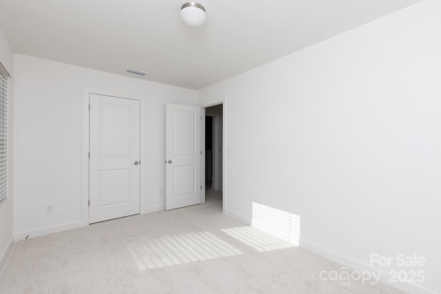 Spacious, unfurnished interior of a new home in , Charlotte (Image 26).