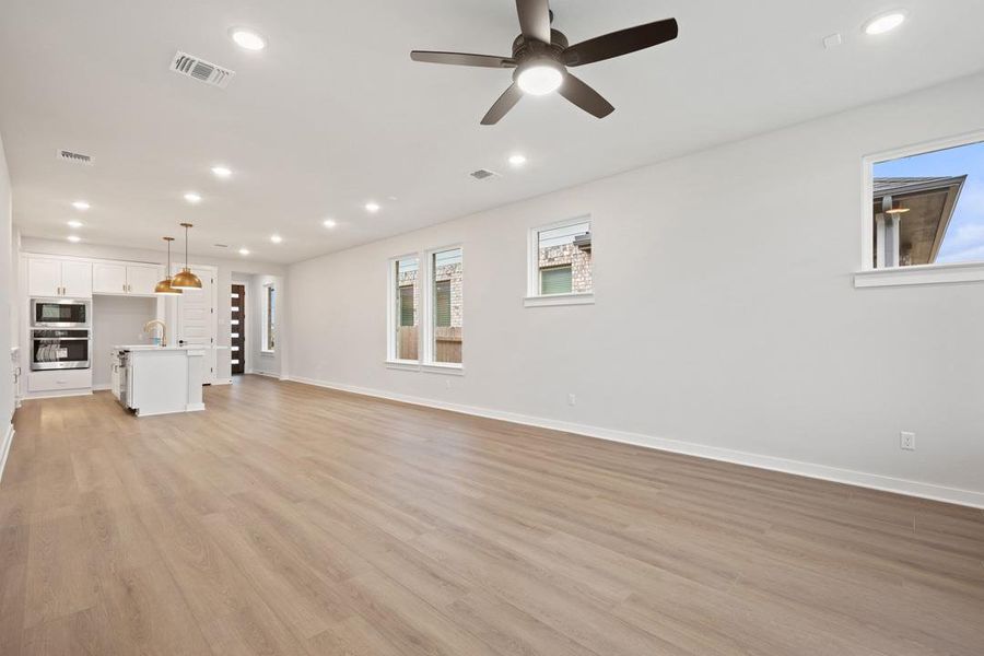 Spacious, unfurnished interior of a new home in Flora, Hutto (Image 30).