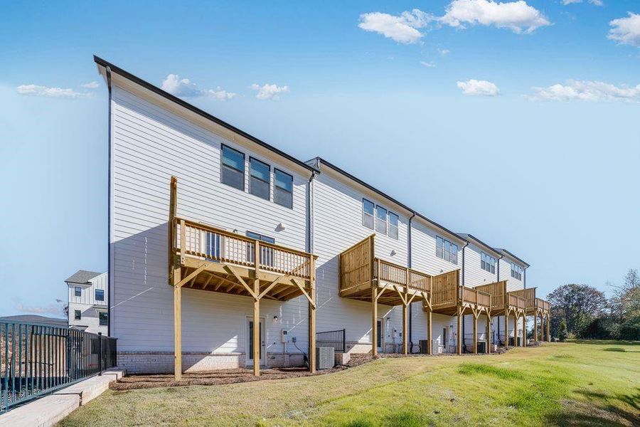 Exterior details and patio area of a home in Rosewood Farm, Lawrenceville (Image 24).