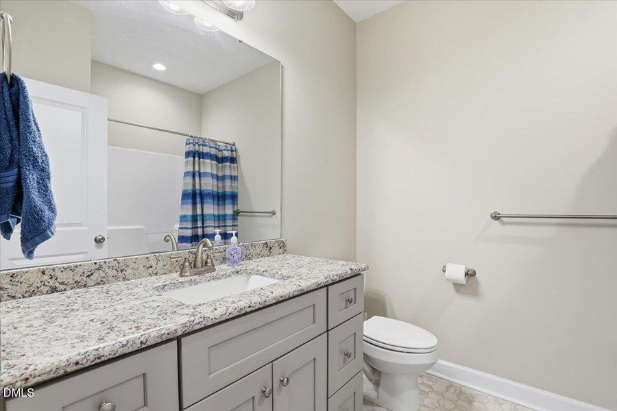 36-4213 Fairlawn Dr-36