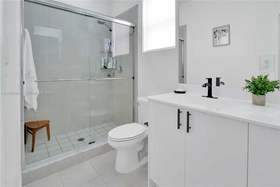 Furnished interior view inside a new home in , Homestead (Image 17).