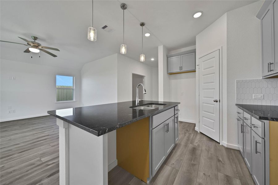 Furnished interior view inside a new home in , Rosharon (Image 9).