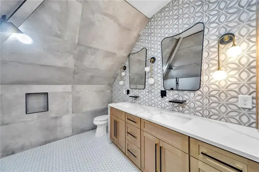 Furnished interior view inside a new home in , College Park (Image 32).