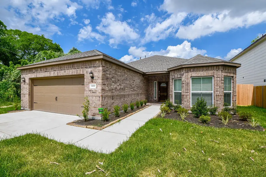 Front exterior of a new home in , Houston, TX, highlighting curb appeal (Image 2). Front exterior of a new home in , Houston, TX, highlighting curb appeal (Image 2).