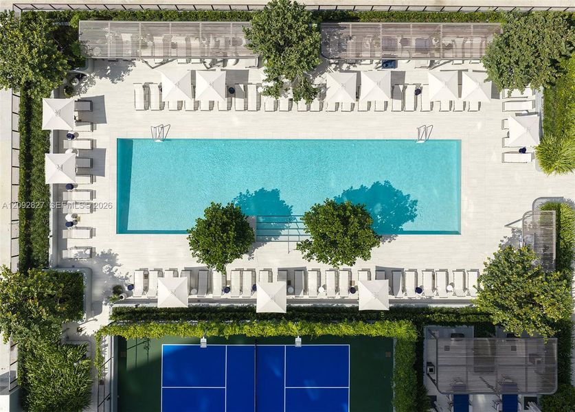Community amenities in , Miami (Image 10).