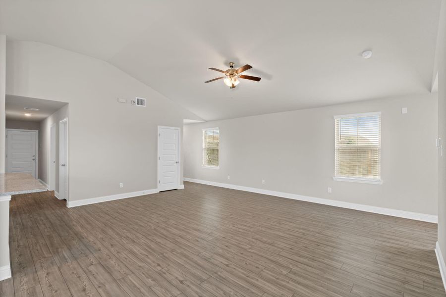 Spacious, unfurnished interior of a new home in Sunterra, Katy (Image 23).