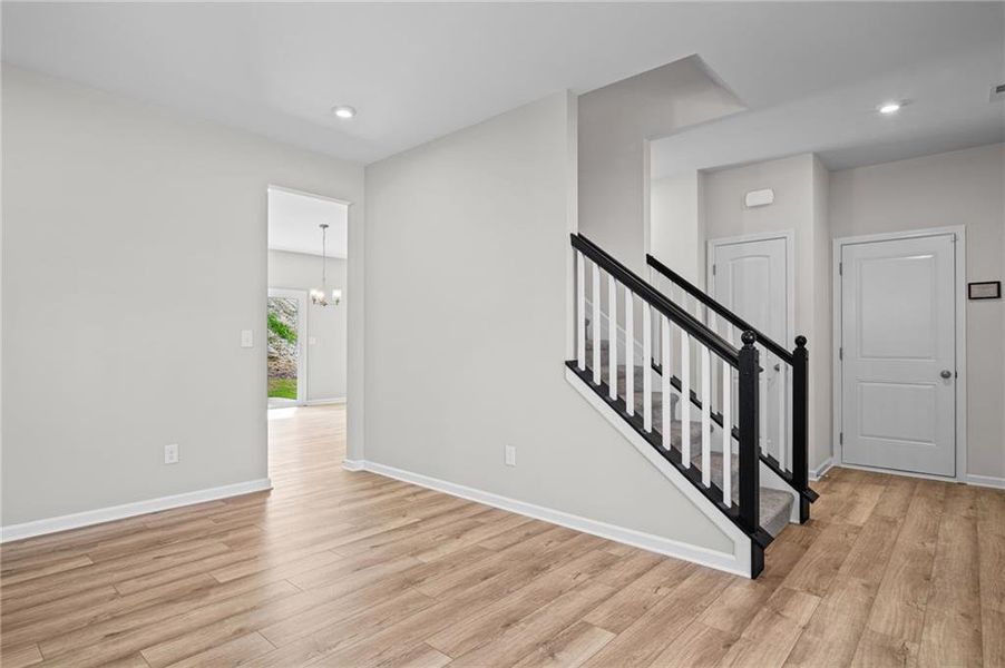 Spacious, unfurnished interior of a new home in Sage Woods, Dallas (Image 32).