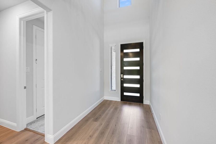 Spacious, unfurnished interior of a new home in South Oak 50s, Oak Point (Image 42). Spacious, unfurnished interior of a new home in South Oak 50s, Oak Point (Image 42).