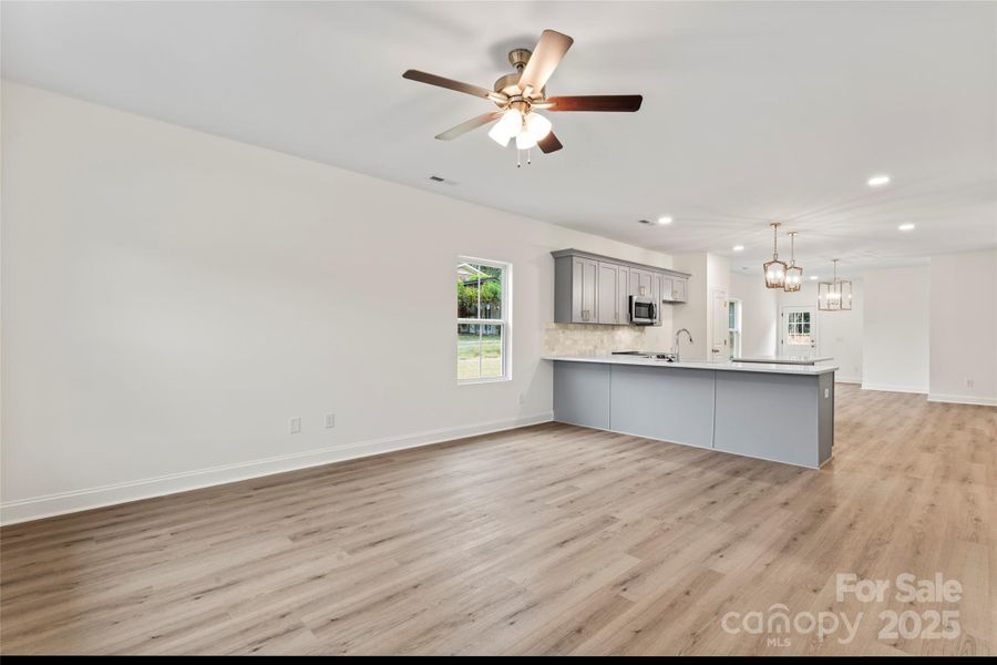 Spacious, unfurnished interior of a new home in , Kannapolis (Image 7). Spacious, unfurnished interior of a new home in , Kannapolis (Image 7).