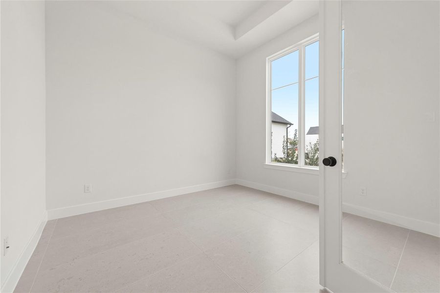 Spacious, unfurnished interior of a new home in ARTAVIA®, Conroe (Image 18).