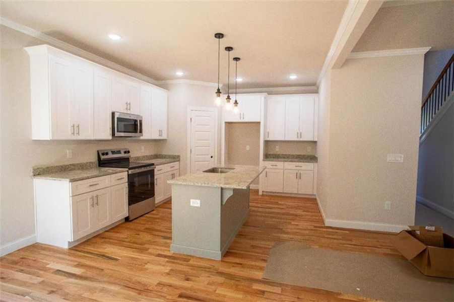 Furnished interior view inside a new home in , Villa Rica (Image 6).