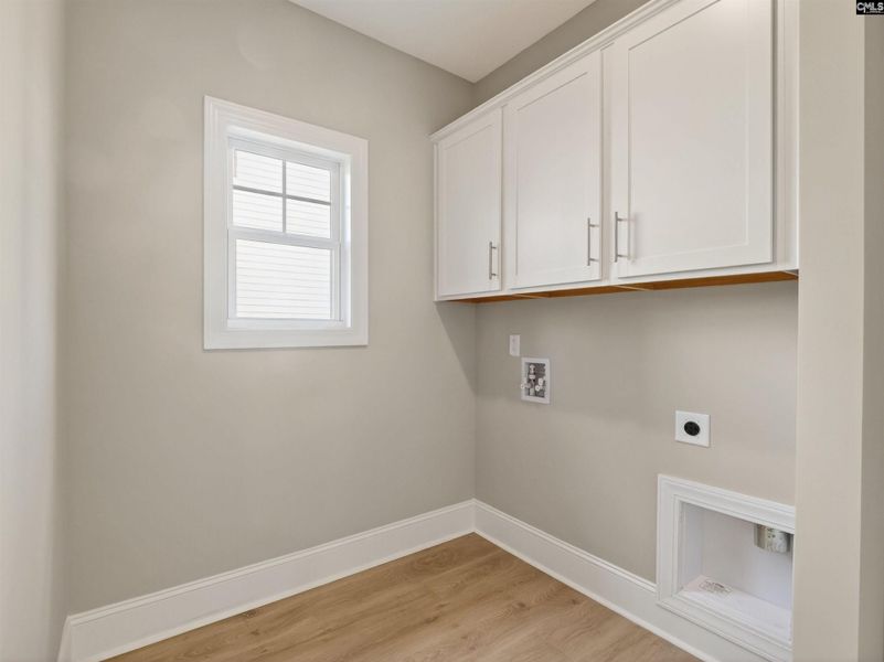 Spacious, unfurnished interior of a new home in Collins Cove, Chapin (Image 39).