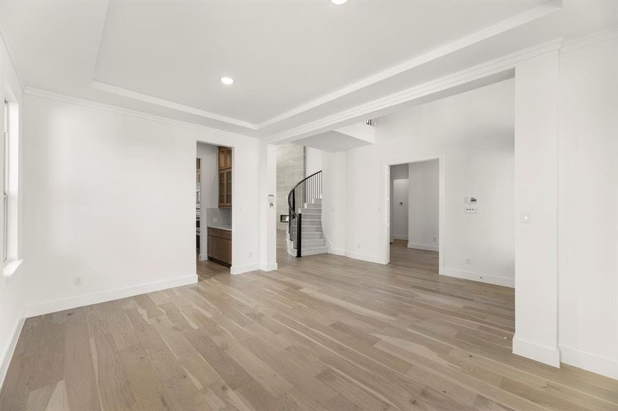 06. 14930 Shoal - Dining (2)