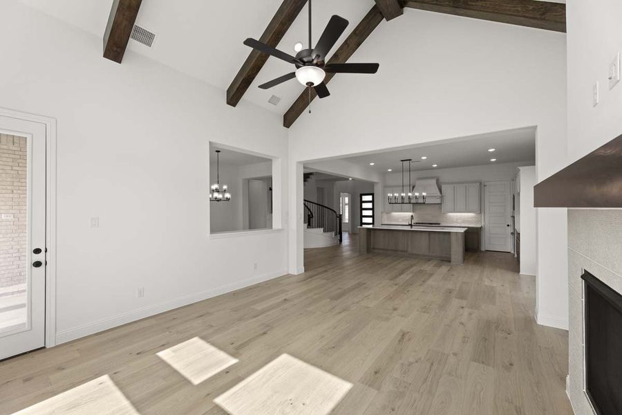 Spacious, unfurnished interior of a new home in Nelson Lake, Rockwall (Image 24).
