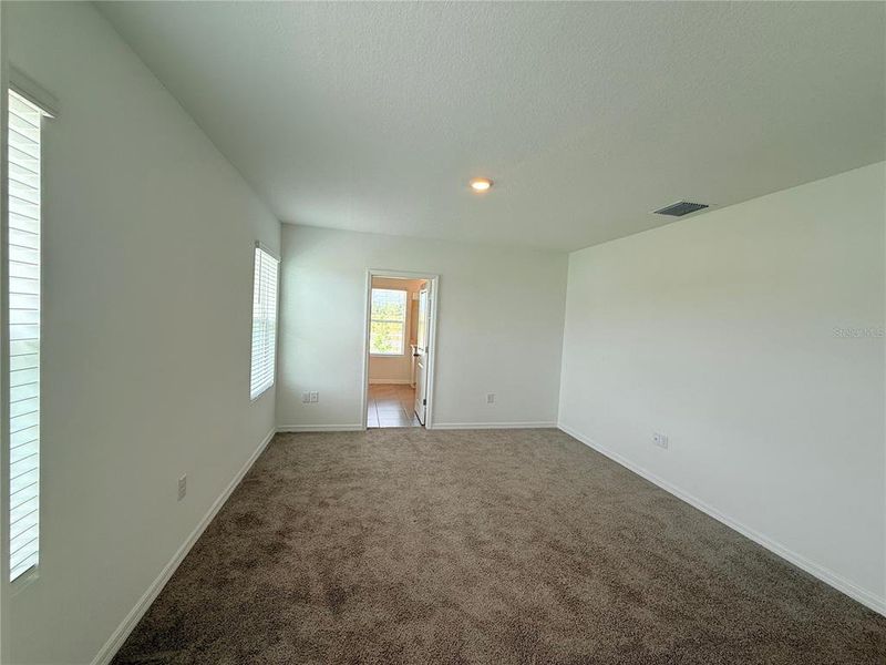 Spacious, unfurnished interior of a new home in Mirada, San Antonio (Image 23). Spacious, unfurnished interior of a new home in Mirada, San Antonio (Image 23).