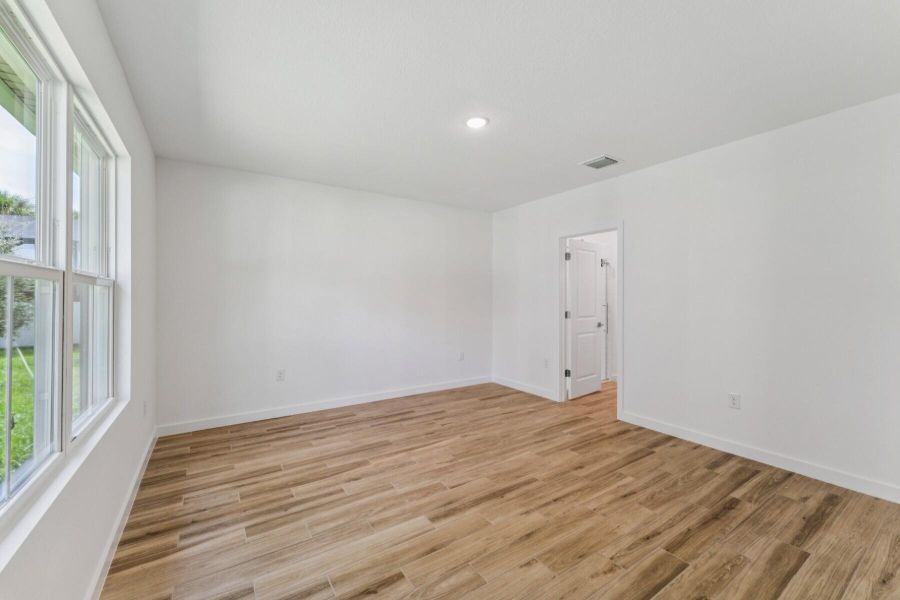 Spacious, unfurnished interior of a new home in , Port St. Lucie (Image 20). Spacious, unfurnished interior of a new home in , Port St. Lucie (Image 20).