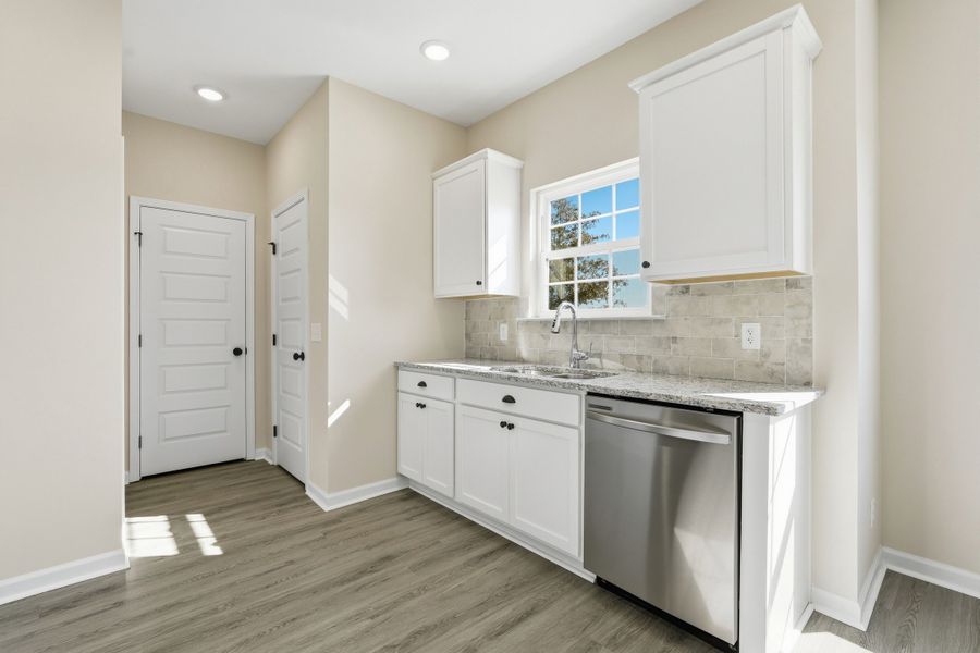 Representative furnished interior of a home built from the The Chatman by RTS Homes in The Gardens at 15 West, Hinesville (Image 10).