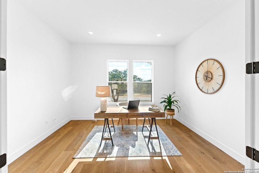 Furnished interior view inside a new home in , Boerne (Image 14).