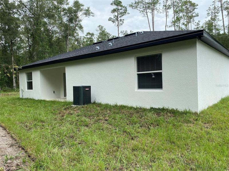 Exterior details and patio area of a home in , Ocala (Image 23). Exterior details and patio area of a home in , Ocala (Image 23).