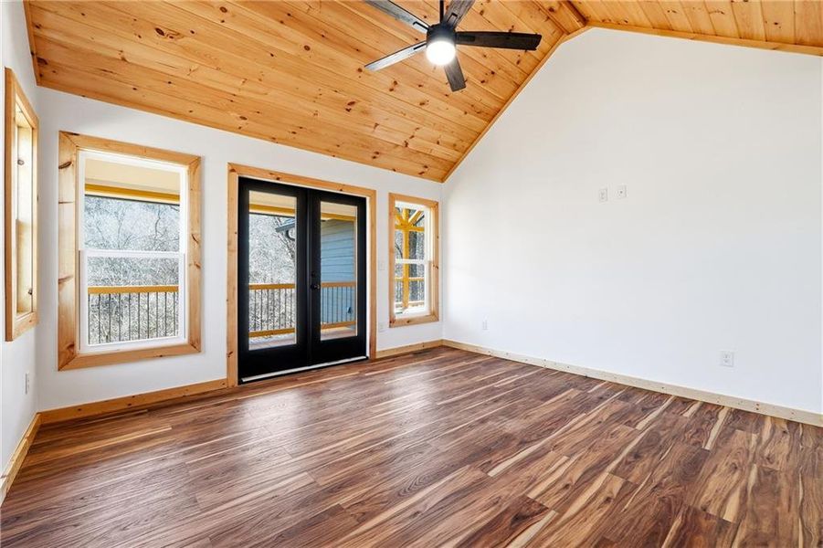 Spacious, unfurnished interior of a new home in , Ellijay (Image 19).