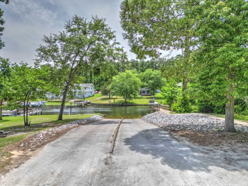 Natural landscape and outdoor views near  in Summerton (Image 46).