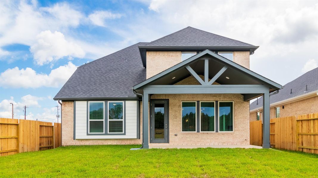 Exterior details and patio area of a home in Copia Pines, Montgomery (Image 24).