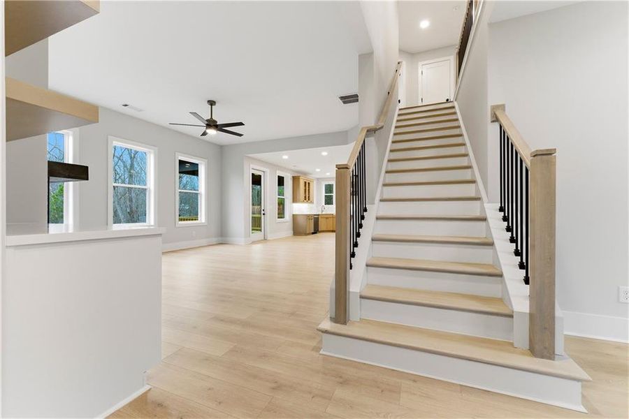 Spacious, unfurnished interior of a new home in Sterlington, Canton (Image 33).