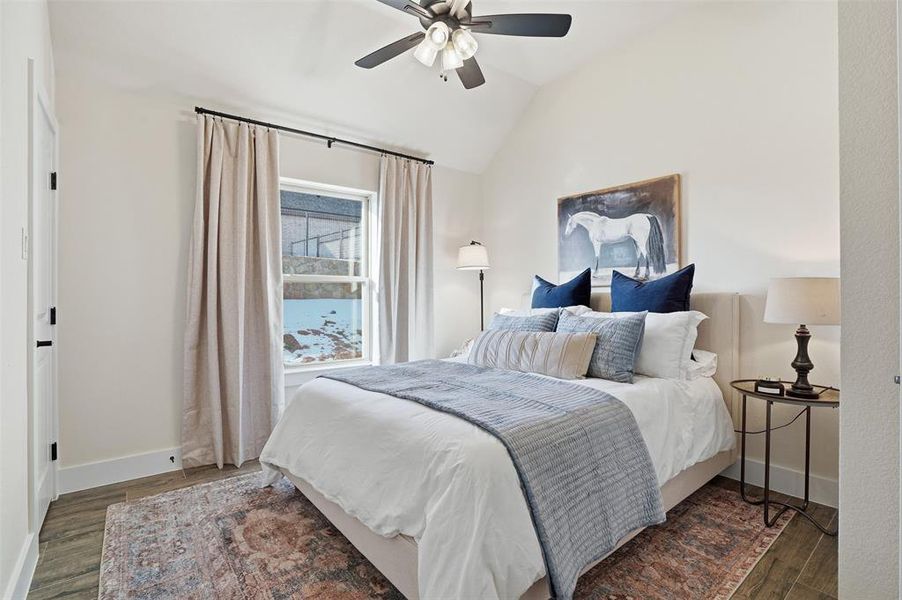 Guest Bedroom 13x10, great closet space