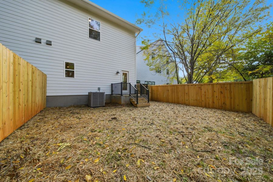 Exterior details and patio area of a home in , Charlotte (Image 31).