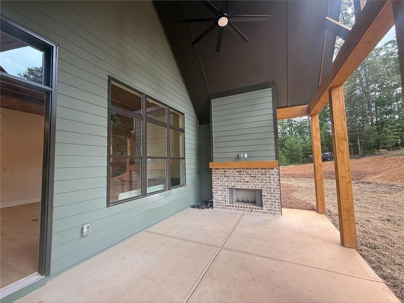 Exterior details and patio area of a home in Blue Mountain Creek, Morganton (Image 3).