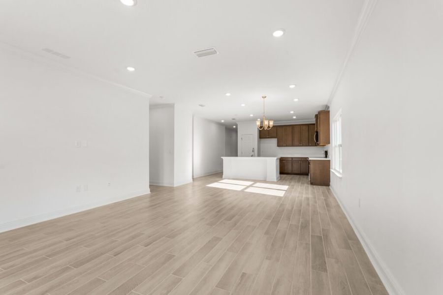 Spacious, unfurnished interior of a new home in Lake Merial, Panama City (Image 19). Spacious, unfurnished interior of a new home in Lake Merial, Panama City (Image 19).