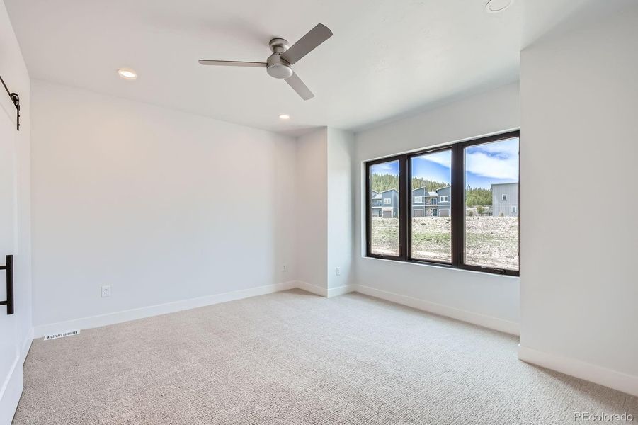Spacious, unfurnished interior of a new home in , Tabernash (Image 19).