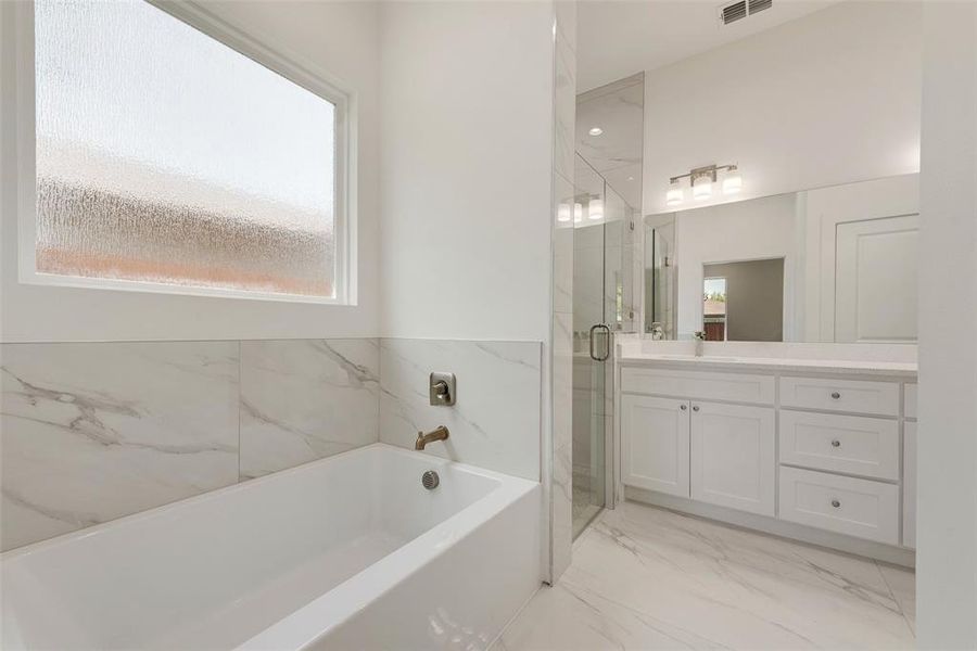 Furnished interior view inside a new home in , Dallas (Image 8). Furnished interior view inside a new home in , Dallas (Image 8).