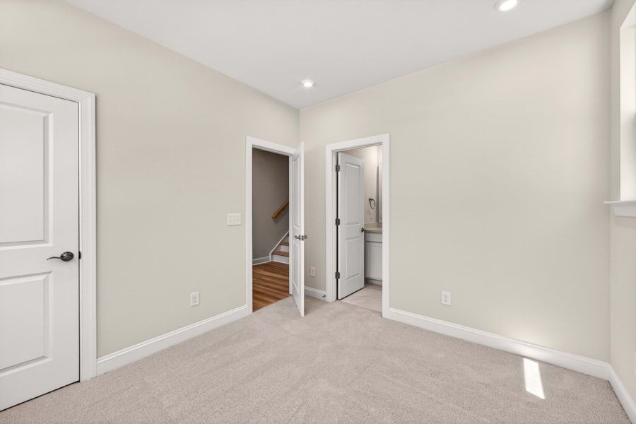 Spacious, unfurnished interior of a new home in Old Town Village, Waxhaw (Image 18). Spacious, unfurnished interior of a new home in Old Town Village, Waxhaw (Image 18).