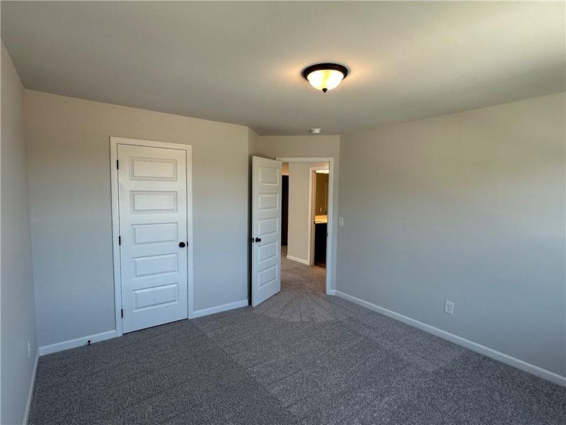 Spacious, unfurnished interior of a new home in Kentmere, Auburn (Image 24).