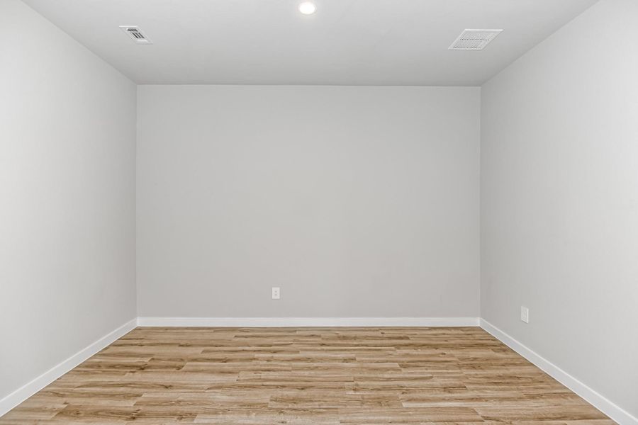 Spacious, unfurnished interior of a new home in , Sour Lake (Image 17). Spacious, unfurnished interior of a new home in , Sour Lake (Image 17).