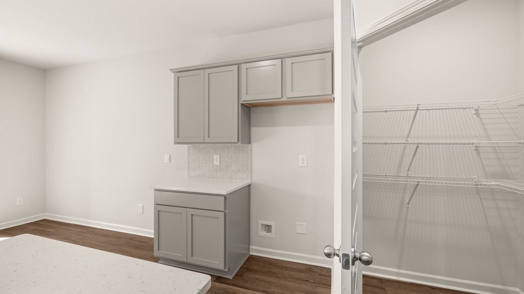 Spacious, unfurnished interior of a new home in Champion's Run, Lithonia (Image 14).