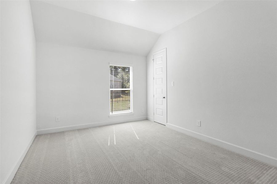 Spacious, unfurnished interior of a new home in Audubon Park 70', Magnolia (Image 20).